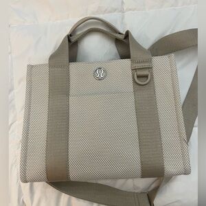 Lululemon Tote Bag